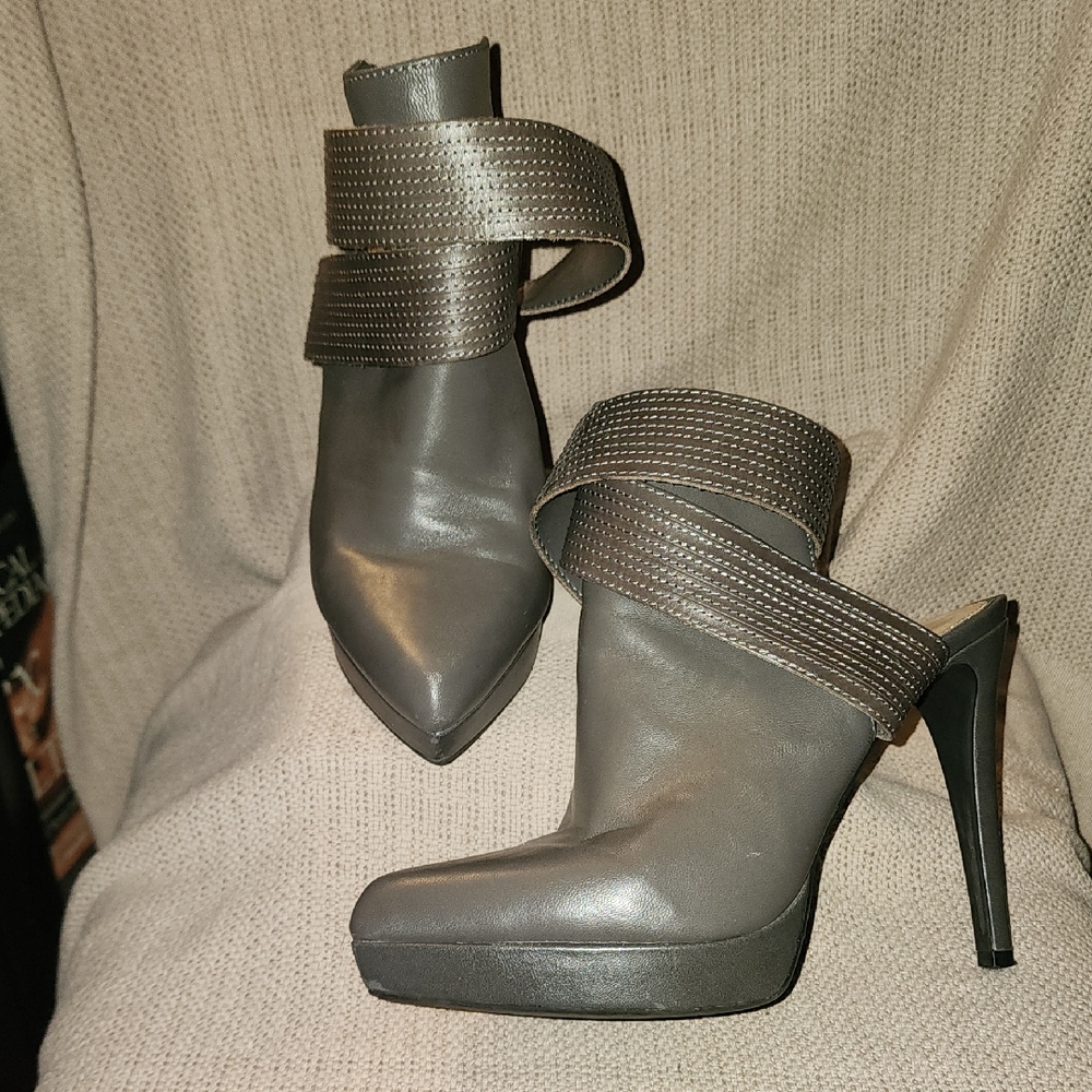 Stylish Gray Women's Heels